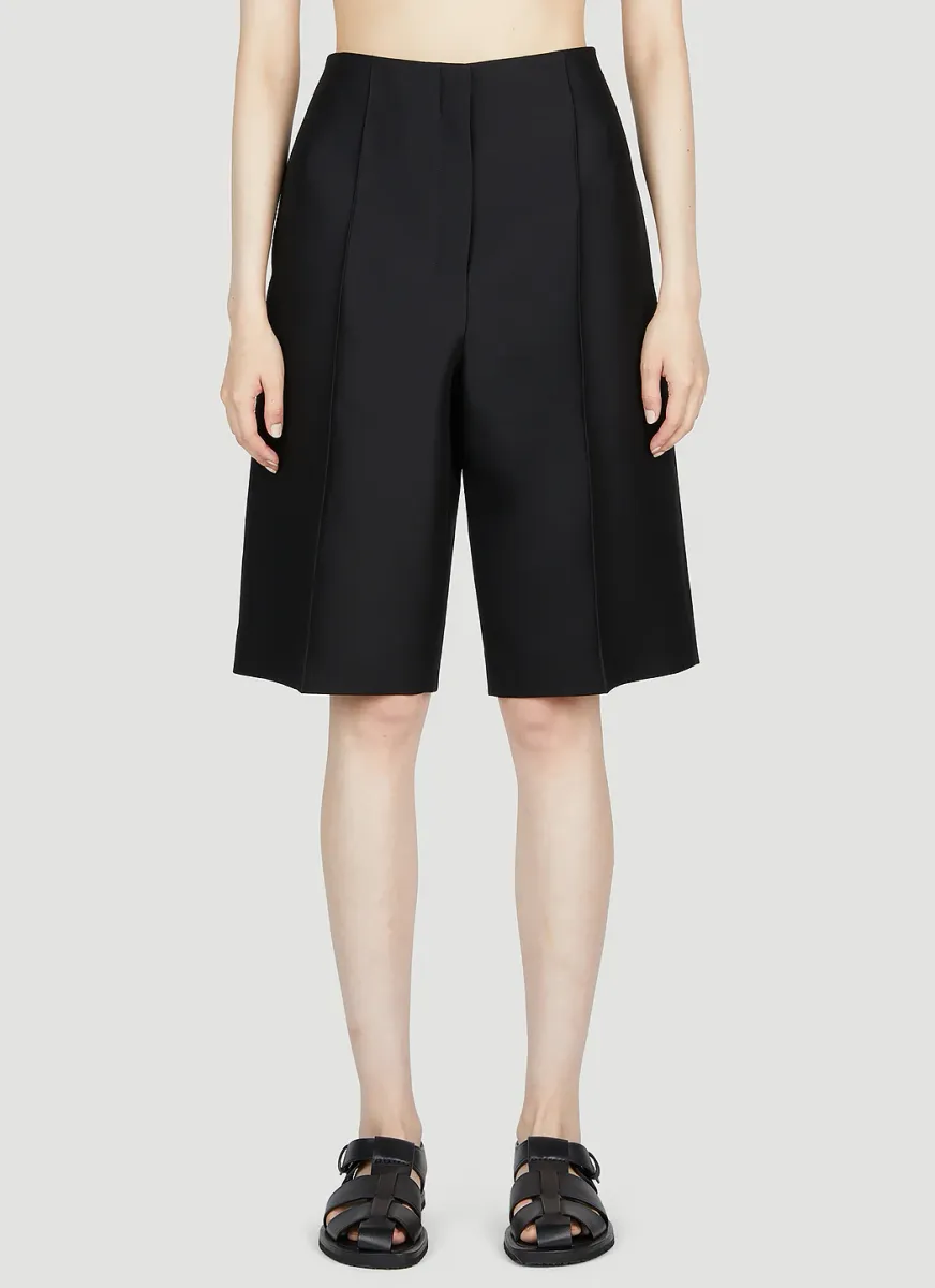 Pleated Bermuda Shorts