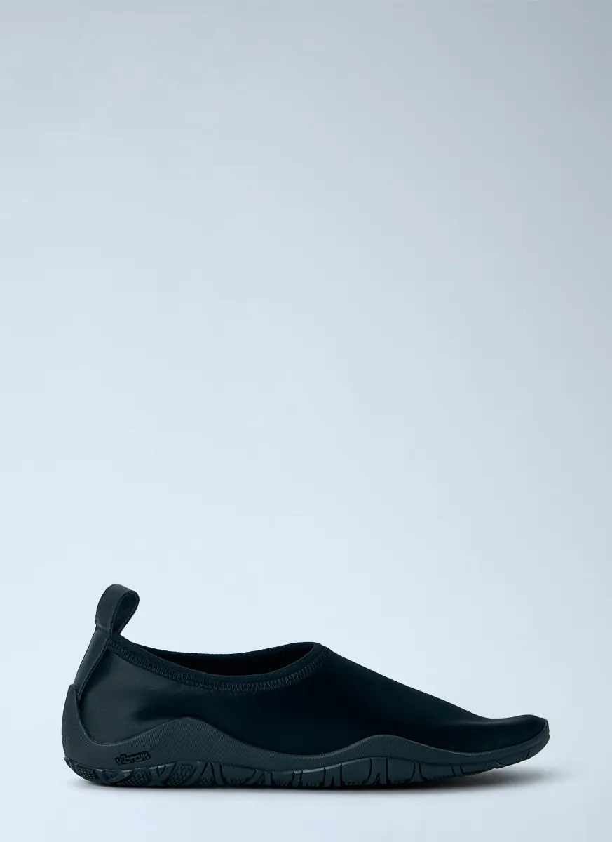 Elbe Slip Ons