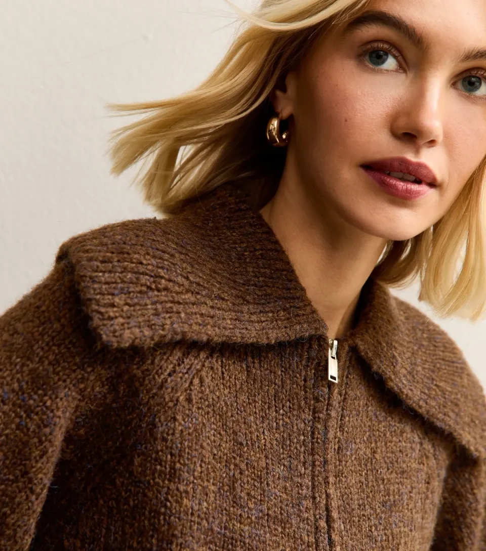 Women's Dark Brown Oversized Collar Zip Through Cardigan