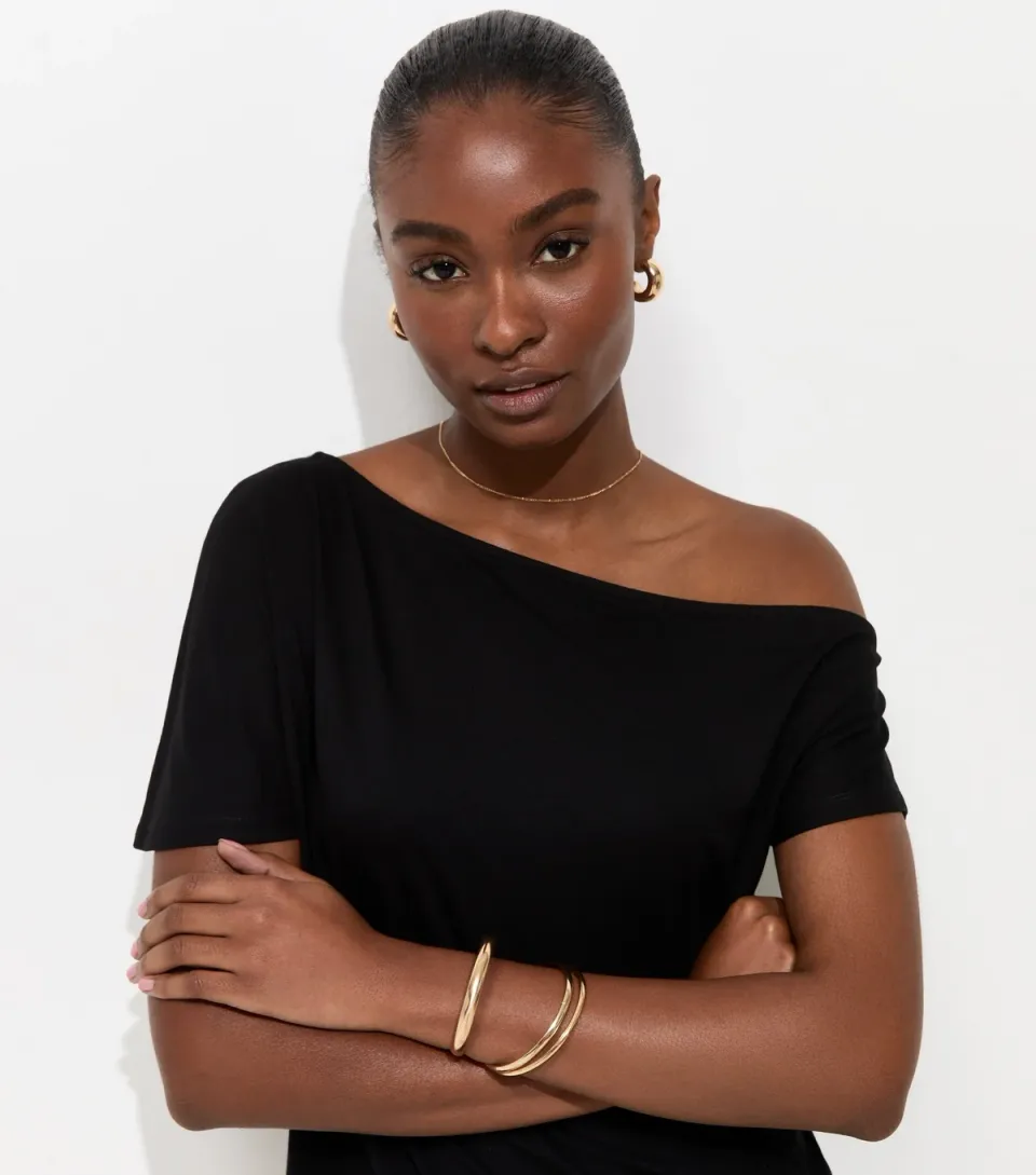 Women's Black Off The Shoulder T-Shirt