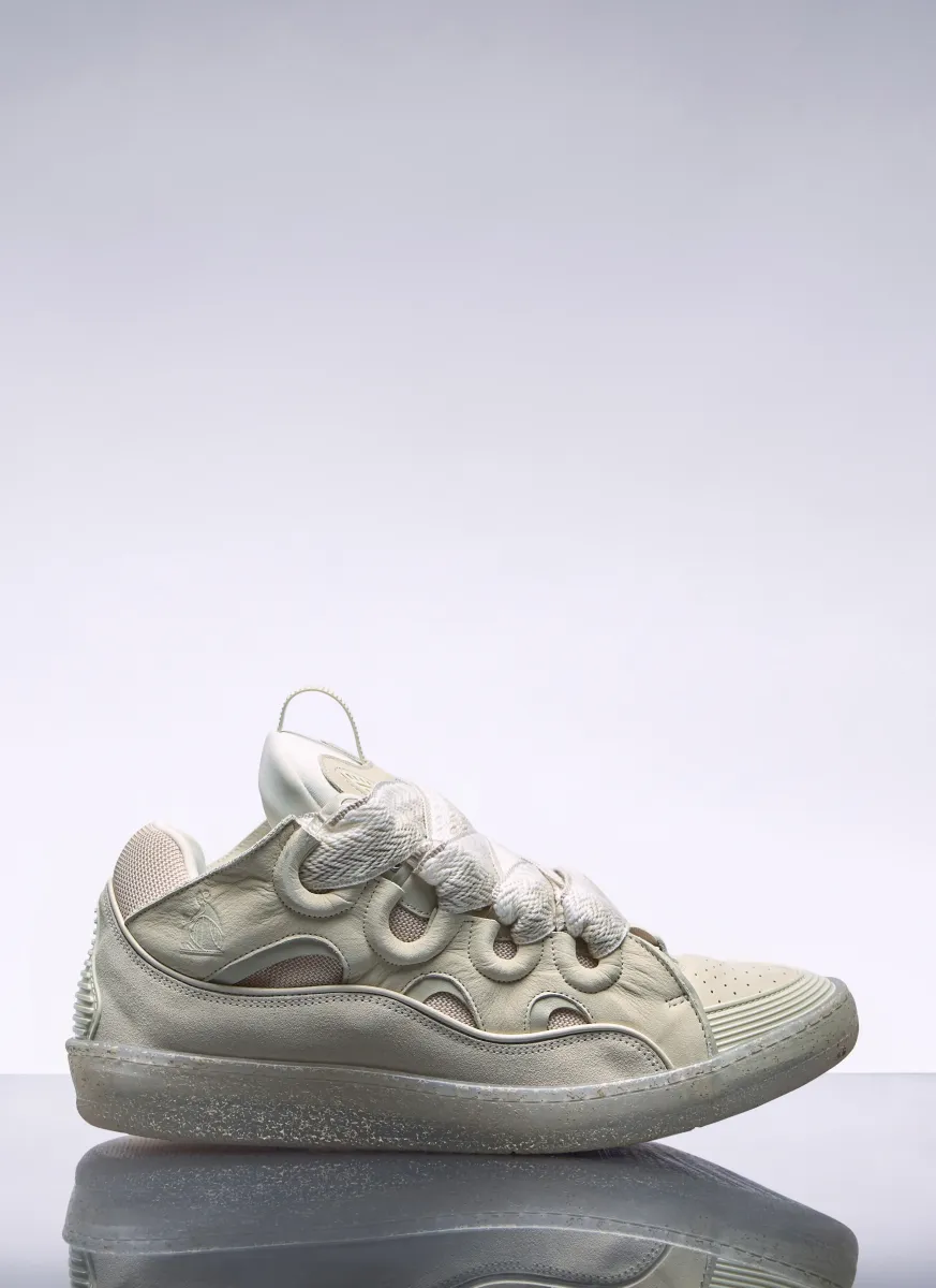 Curb Sneakers
