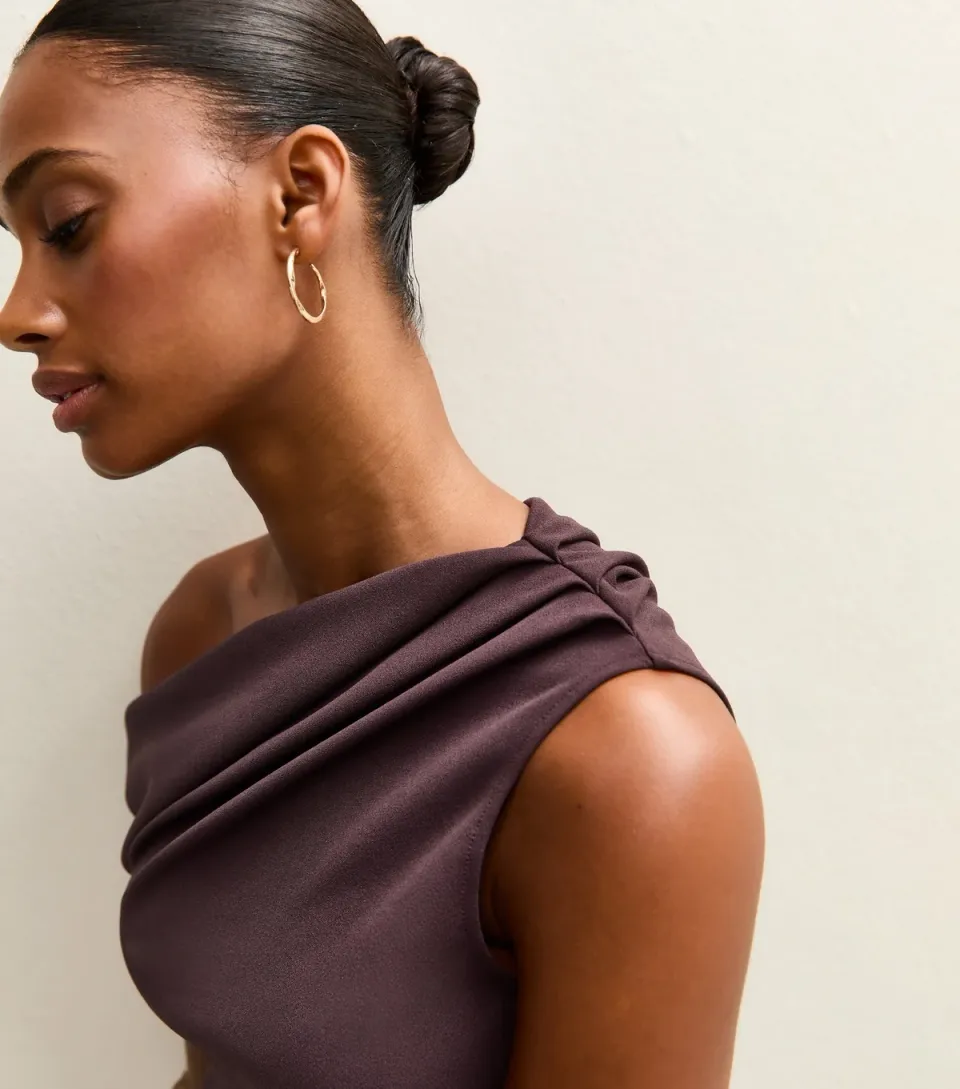 Women's Black Gathered Off The Shoulder Top