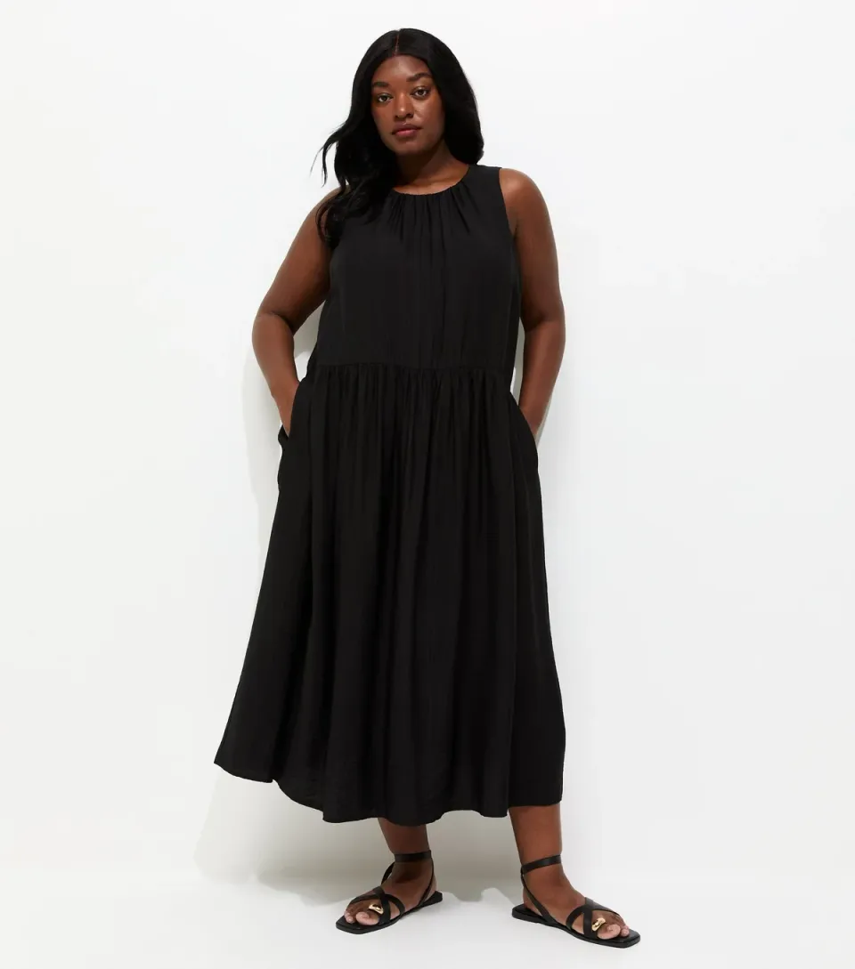 Women's Plus Size Black Drop Waist Sleeveless Dress Curves