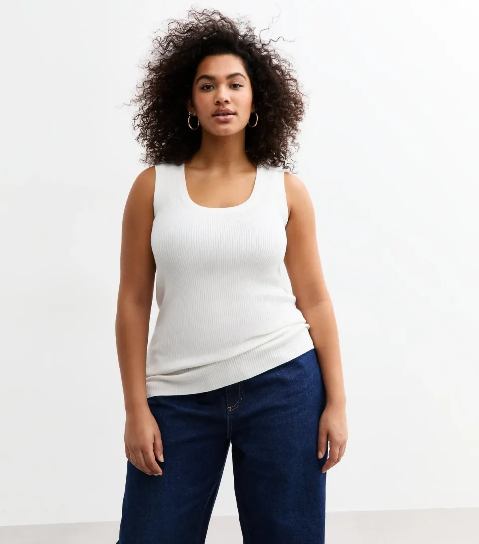 Women's Plus Size White Ribbed Scoop Neck Vest Curves
