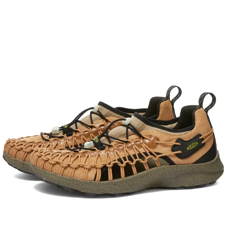 Uneek Sneaker