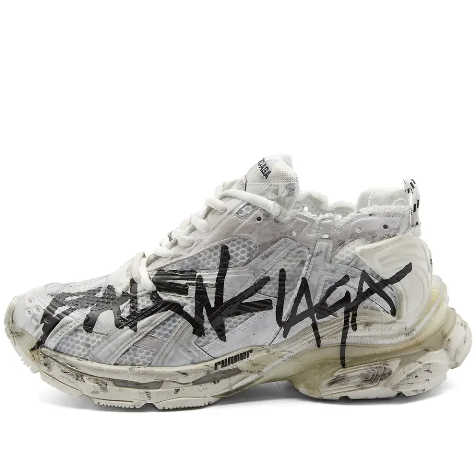 Graffiti Runner Sneaker