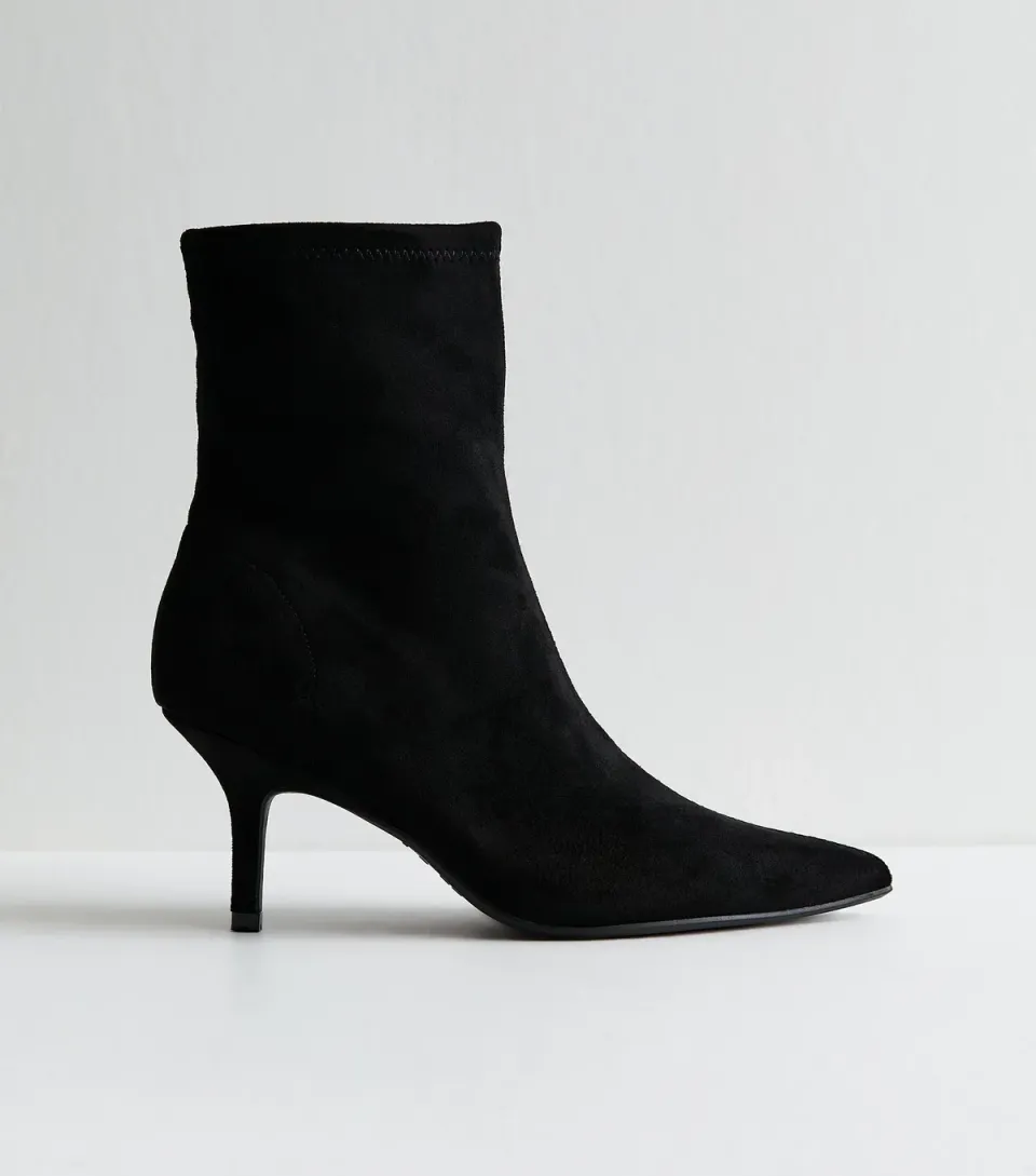 Women's Black Faux Suede Pointed Toe Ankle Boots