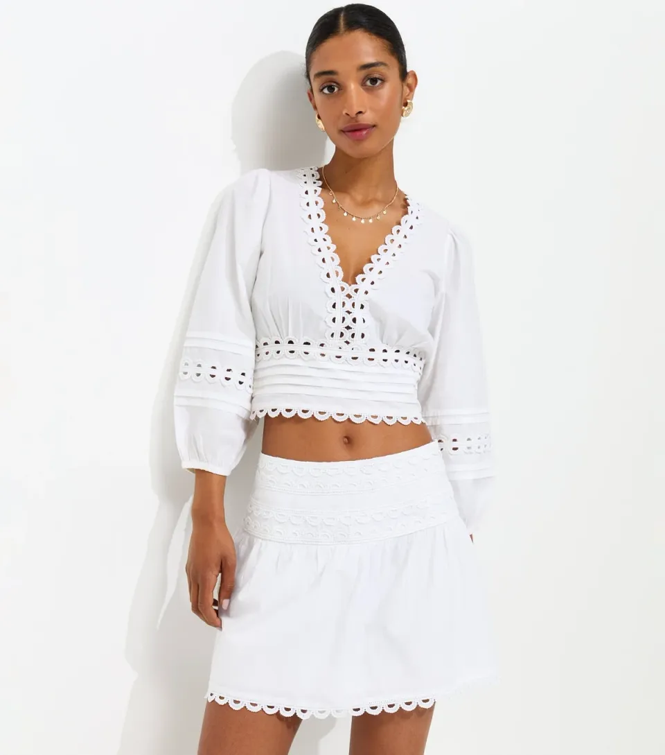 Women's White Cotton Scallop Lace Edge Mini Skirt