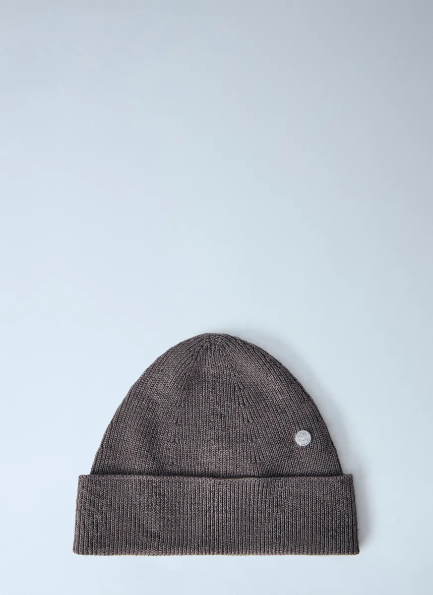 Wool Beanie With Rivet