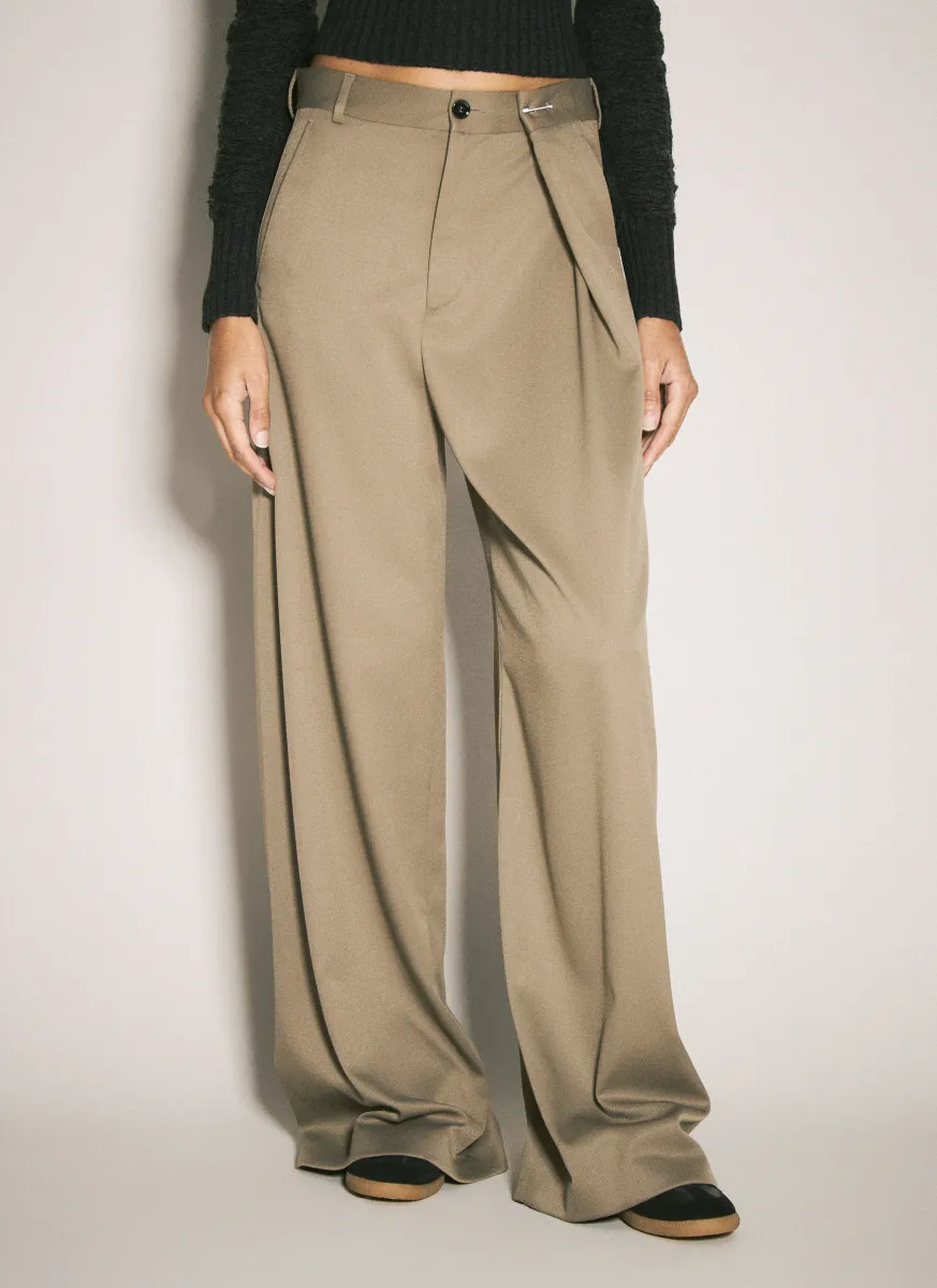 Wide-Leg Pinched Pants