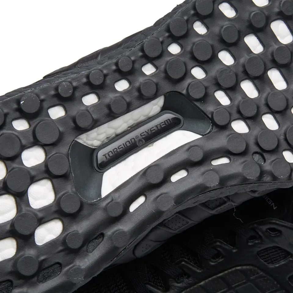 Porsche Design Ultra Boost Trainer