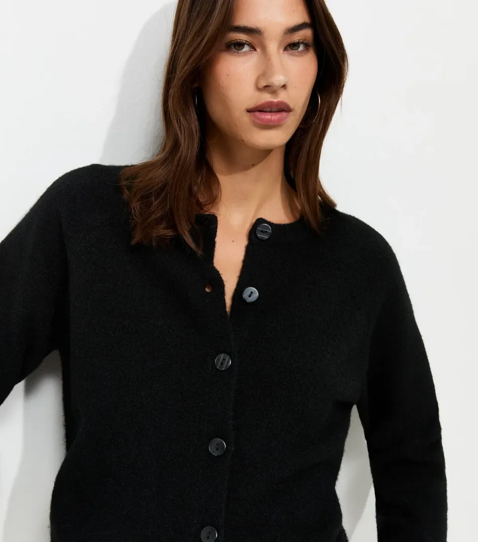 Women's Black Knitted Meet The Jean Raglan Cardigan