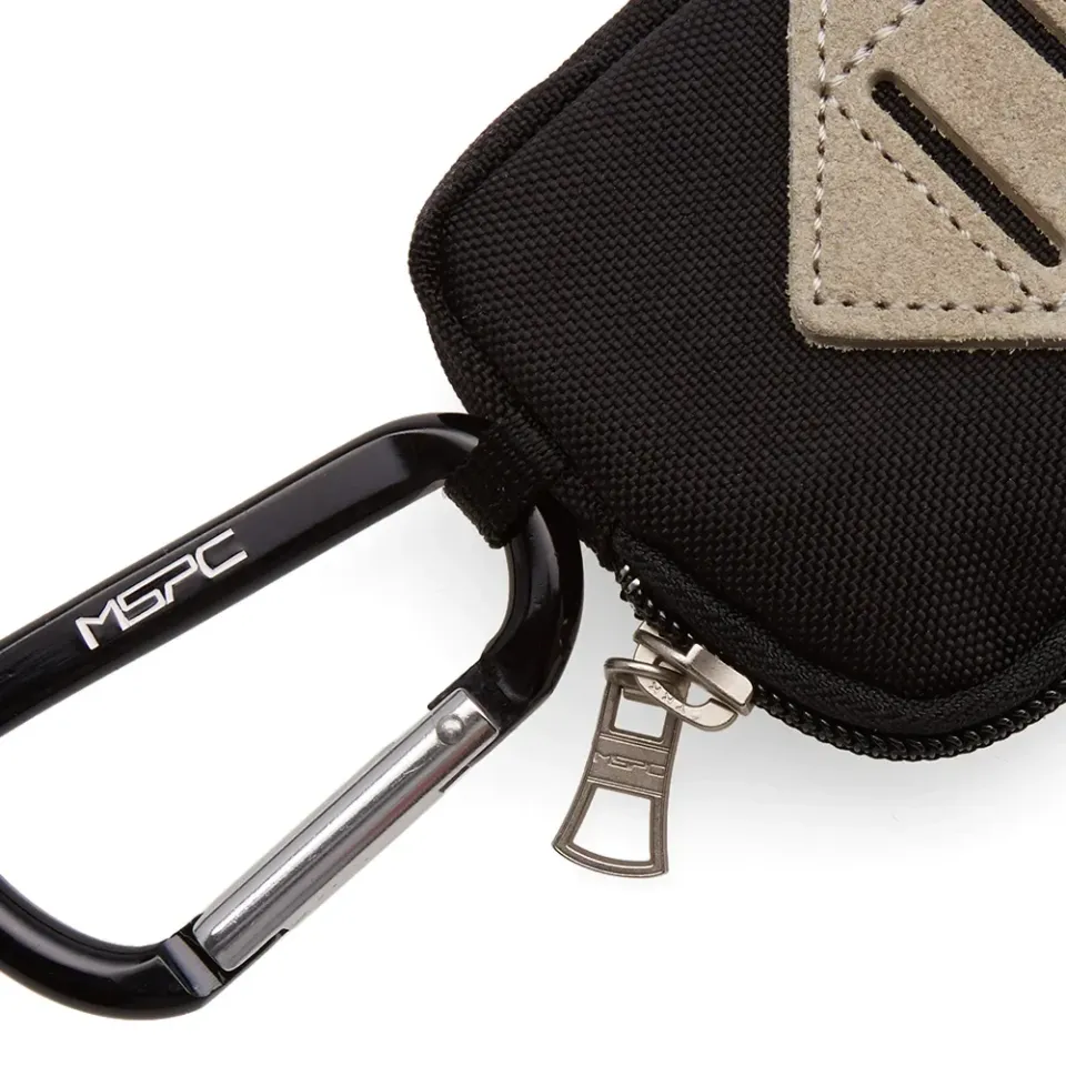 Over-v6 Pouch