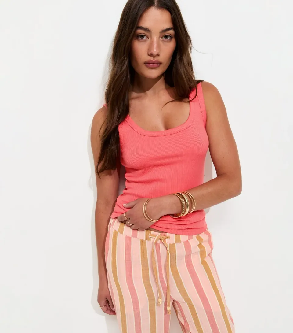 Women's Dark Coral Wide Trim Scoop Vest Top