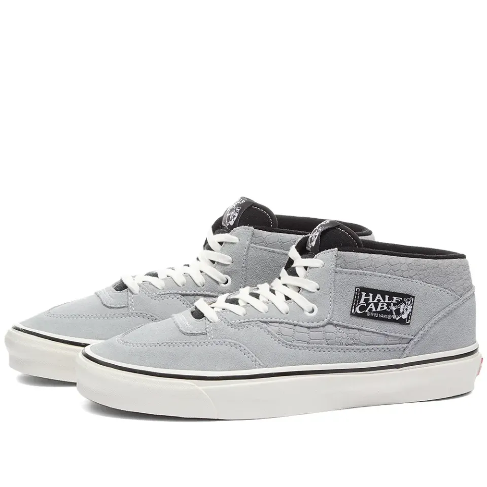 UA Half Cab 33 DX