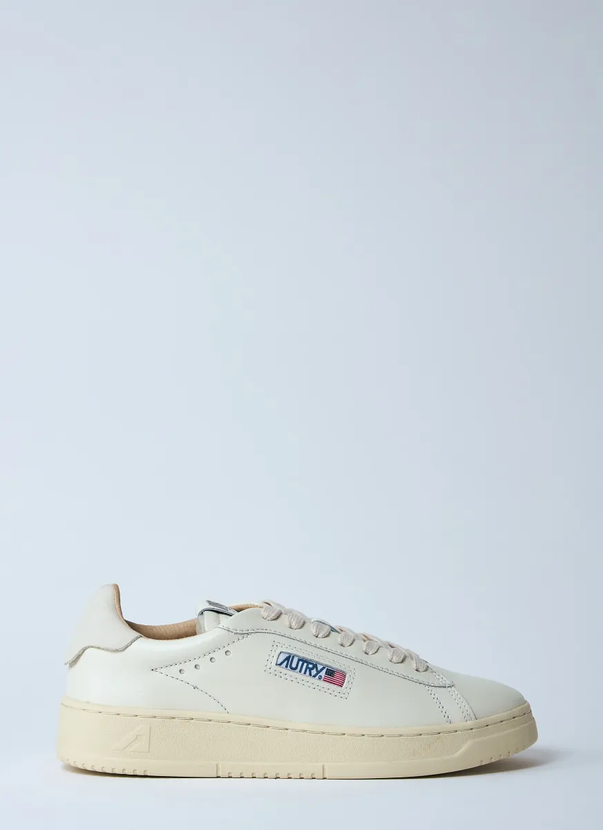 Dallas Low-Top Sneakers