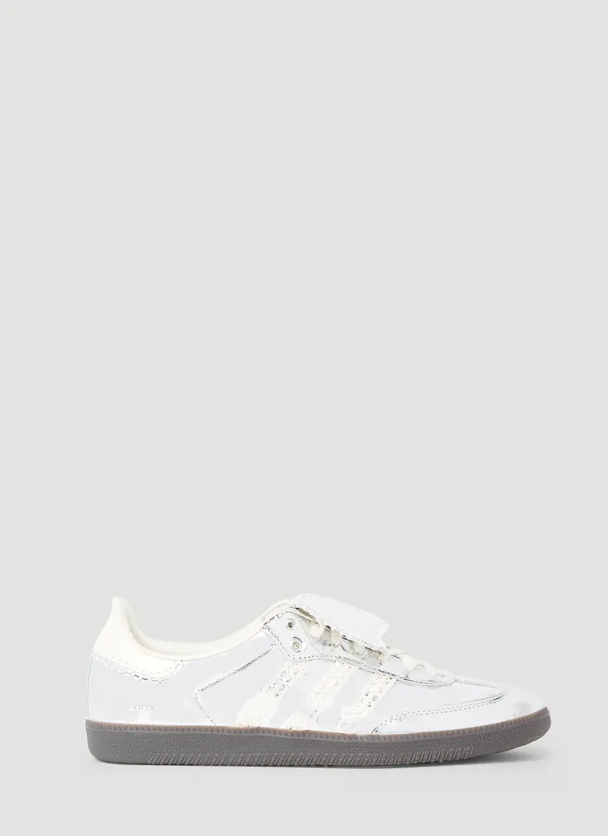 Samba Sneakers