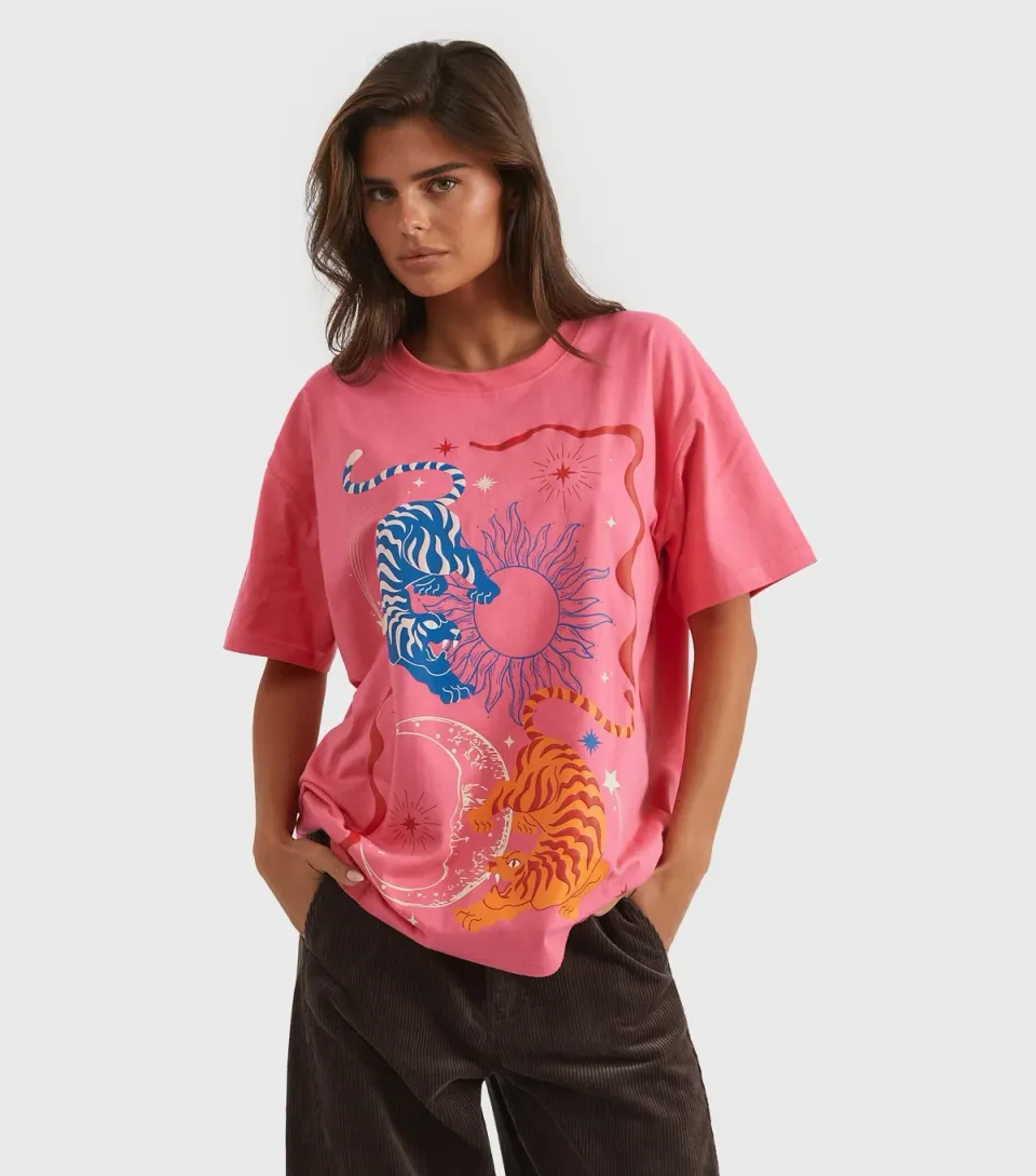 Women's Dark Pink Lucky Tiger T-Shirt