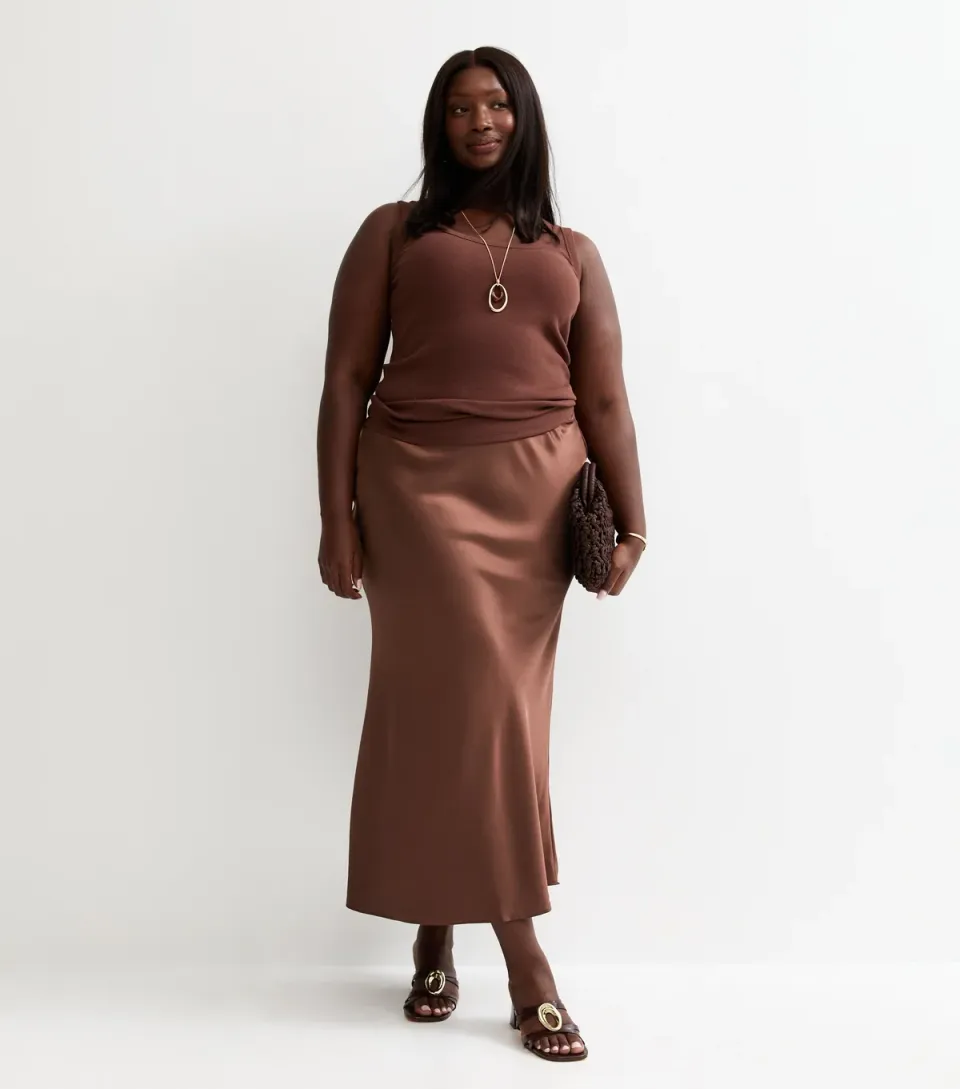 Women's Plus Size Dark Brown Satin Bias Cut Midi Skirt Curves