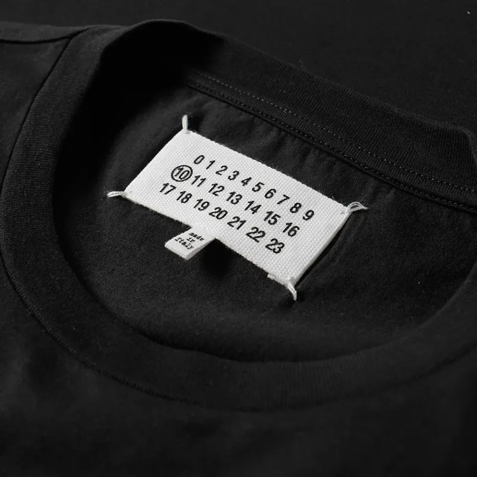 10 Painted Logo Tee