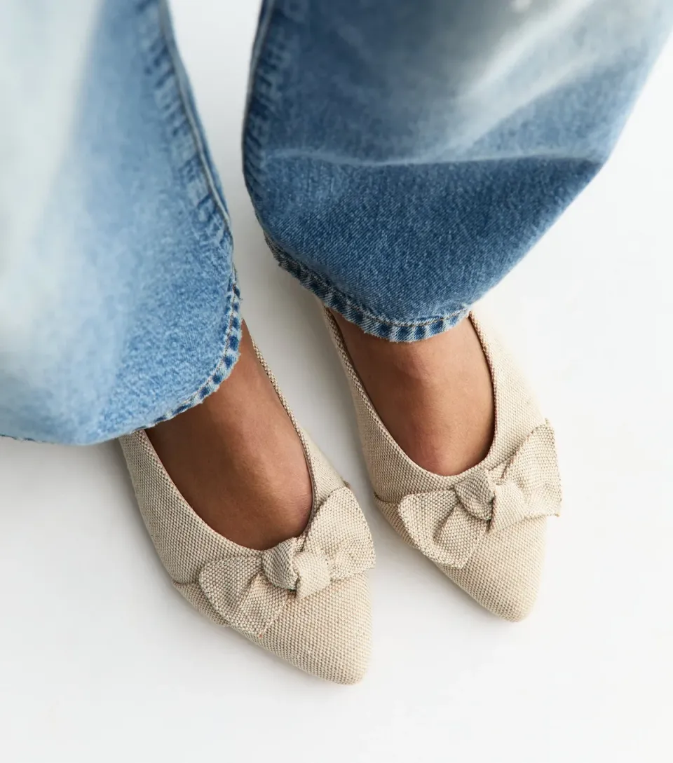 Women's Wide Fit Off White Bow Applique Pointed Ballerina Flats Vegan