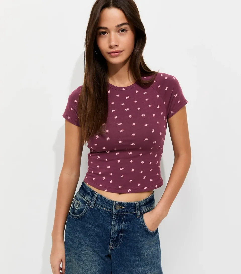 Women's Purple Rose Print Raglan Sleeve Baby Tee T-shirt