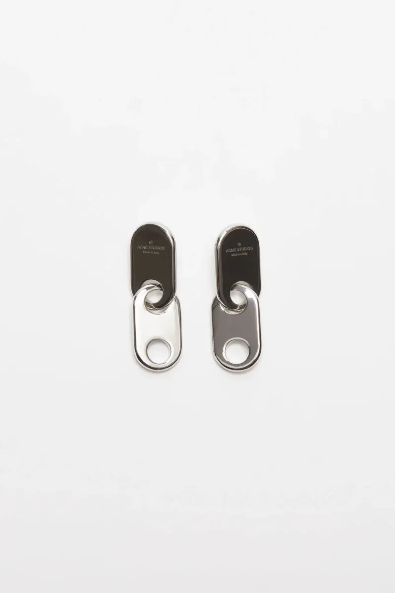 Chain lock earring