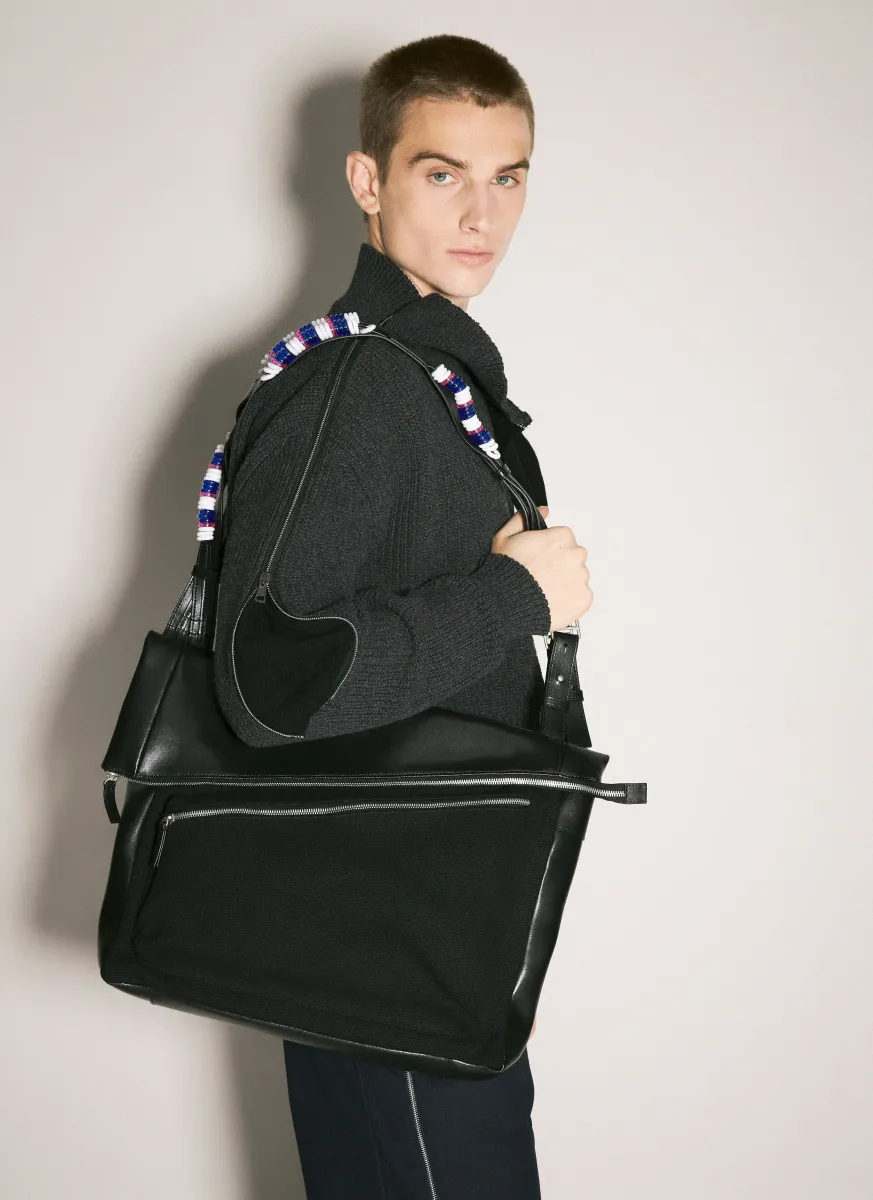 Jarocka Shoulder Bag