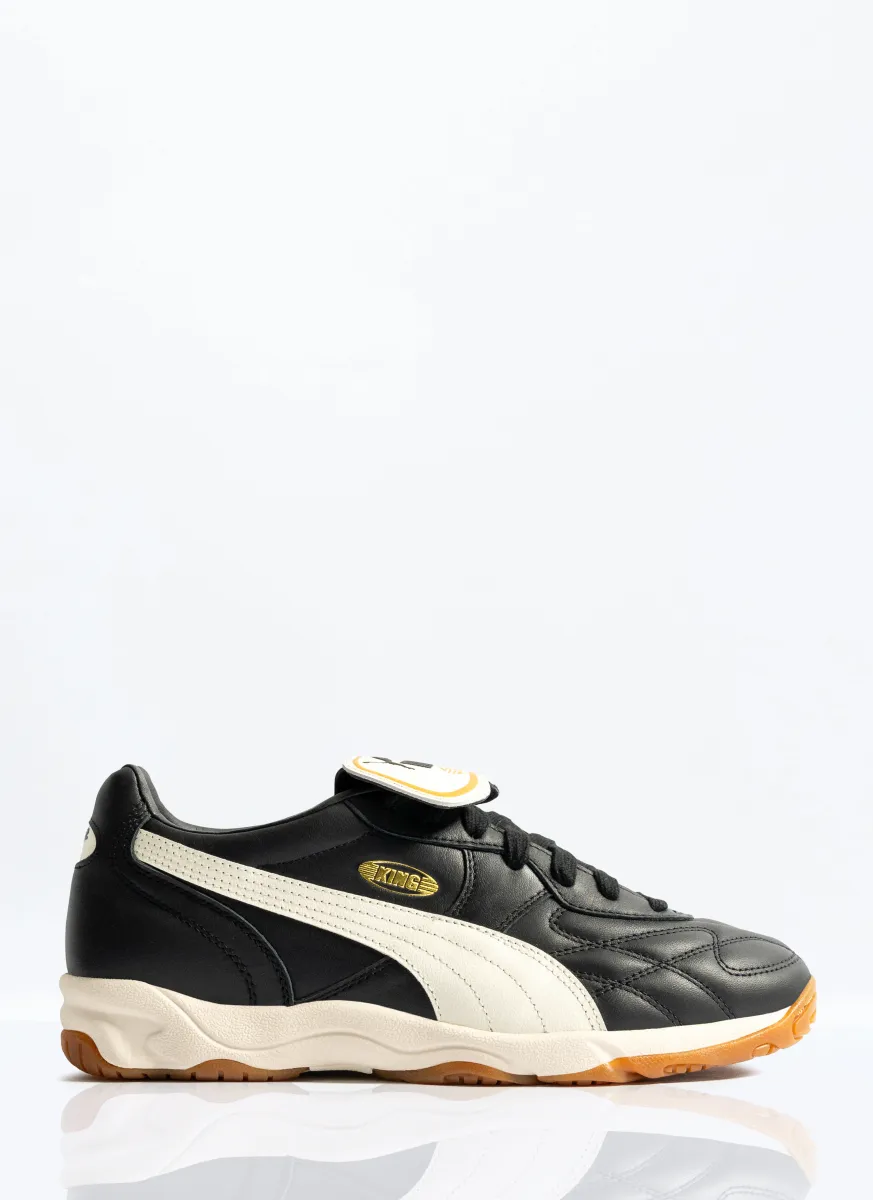 KING Indoor Sneakers