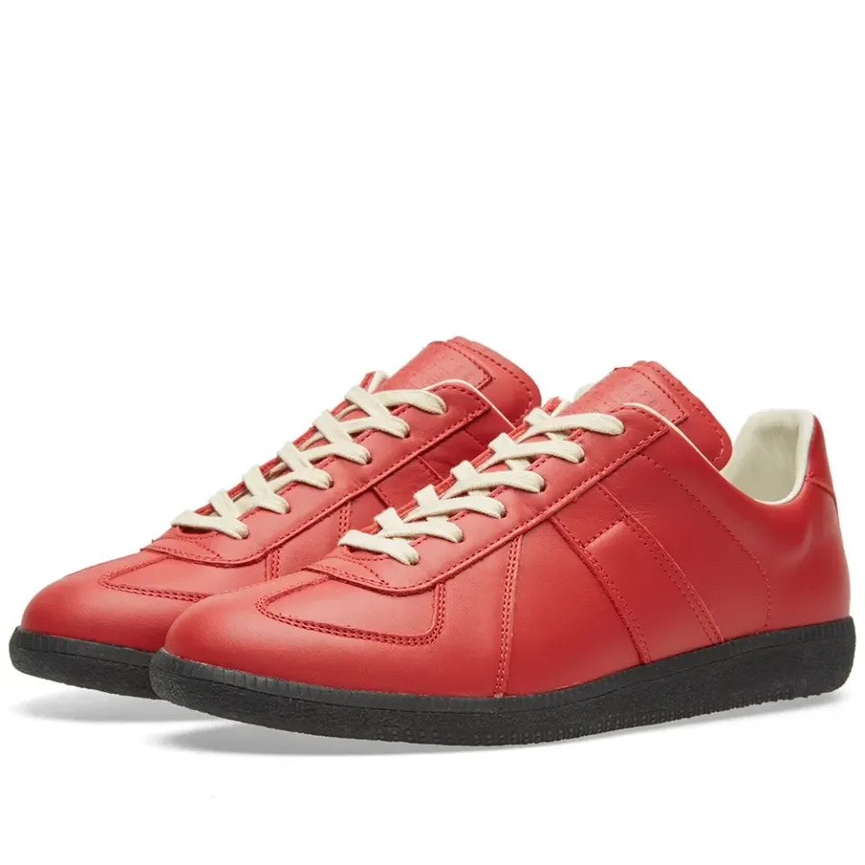 22 Replica Low Contrast Sole Sneaker
