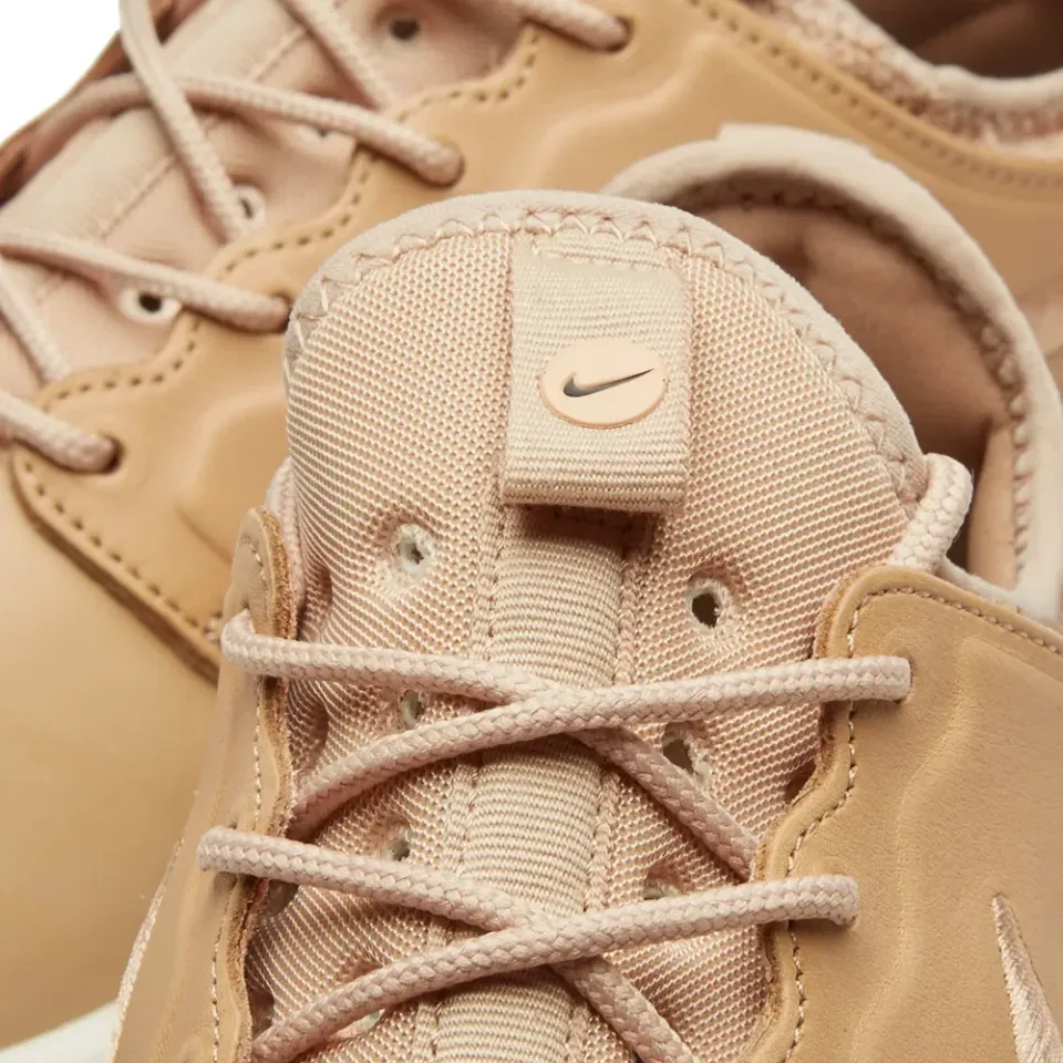 Roshe Two Leather Premium