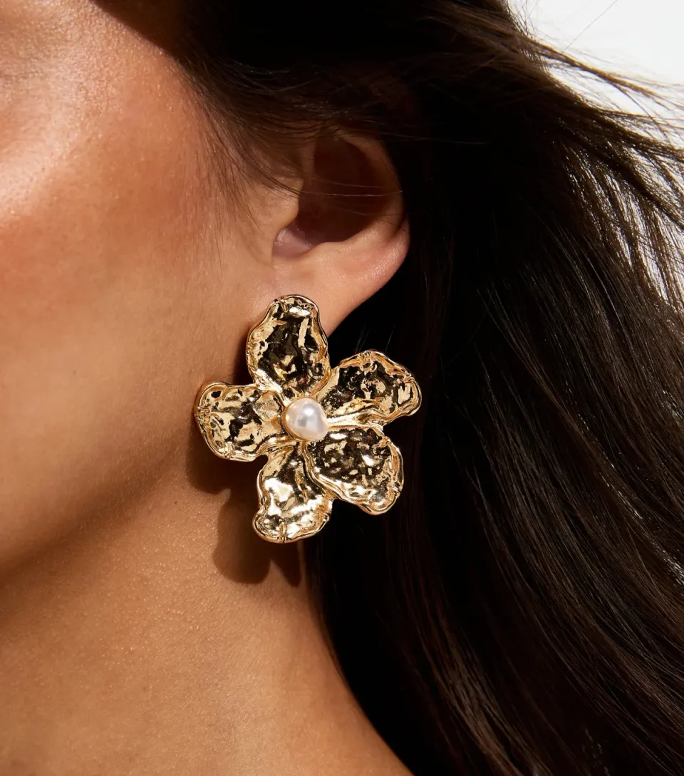 Gold Tone Beaten Texture Pearl Centre Flower Earrings