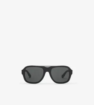 Classic Pilot Sunglasses in Black