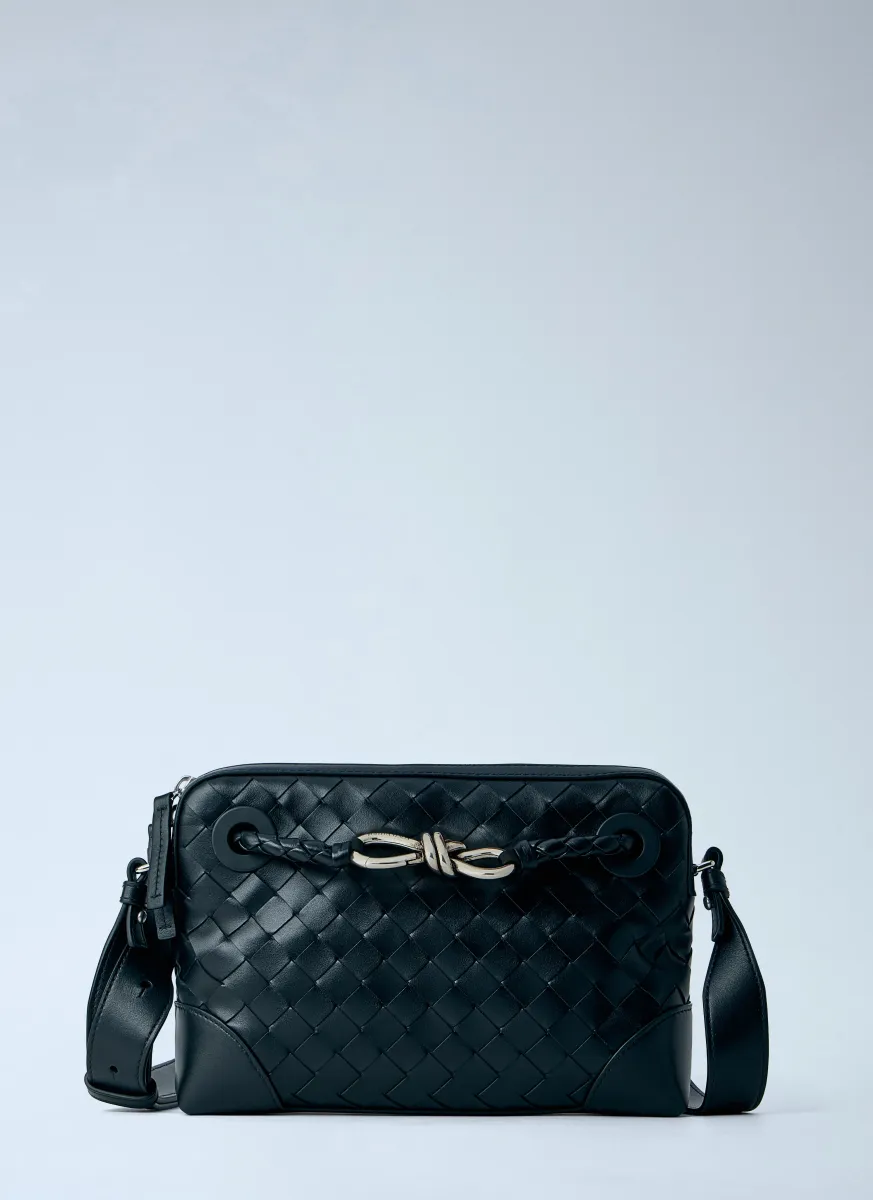 Andiamo Zipped Messenger Bag