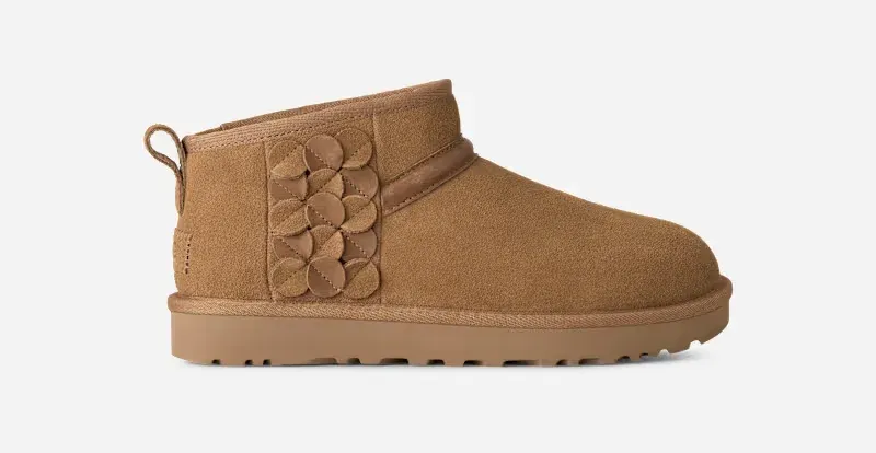Classic Ultra Mini Faye Boot, Wool