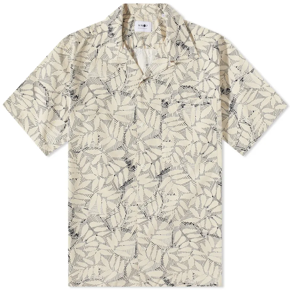 Julio Leaf Print Vacation Shirt