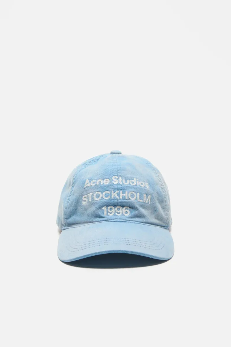 Logo cap