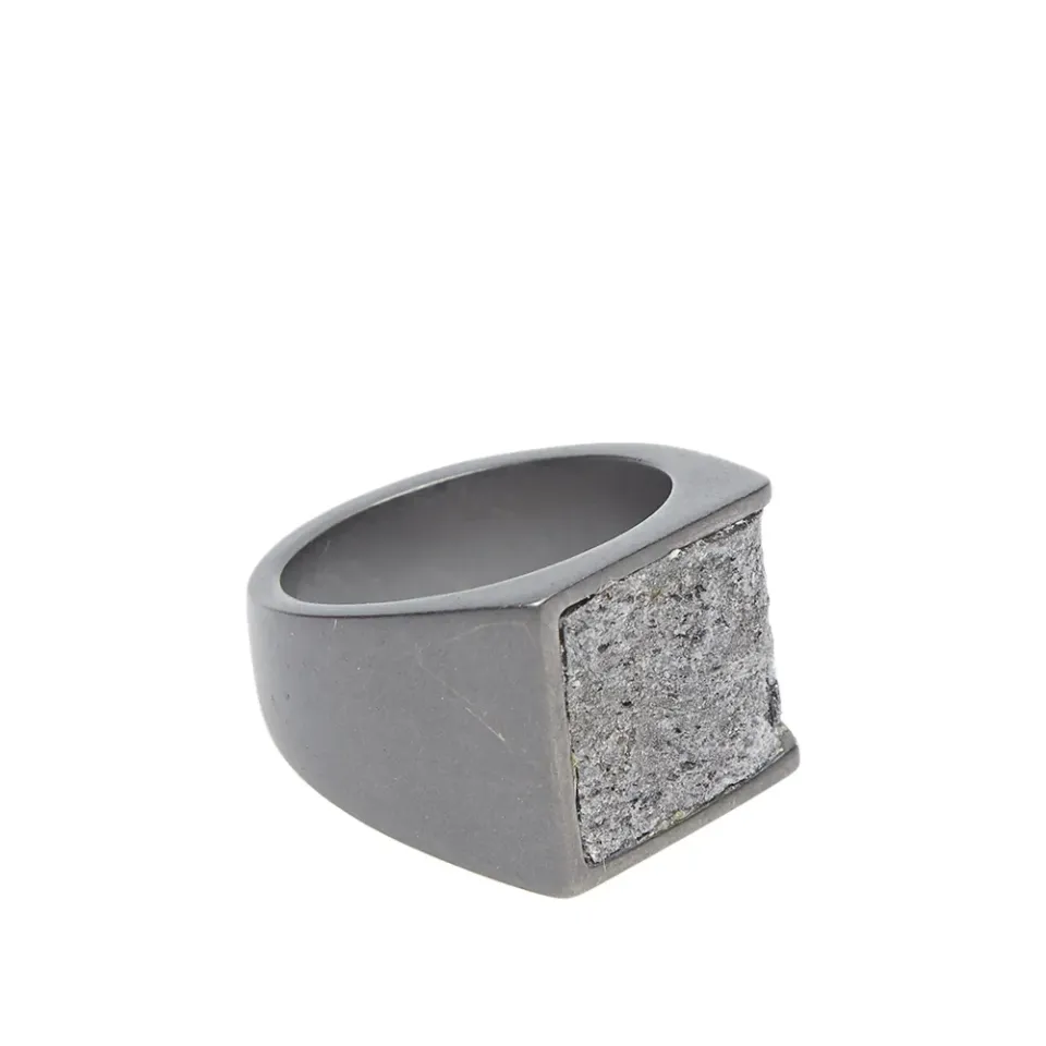 11 Granite Ring