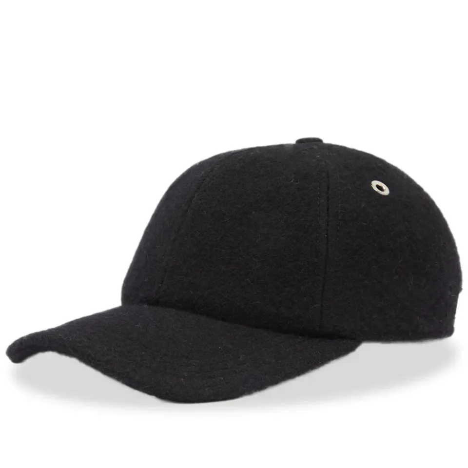 AMI Small A Heart Wool Cap