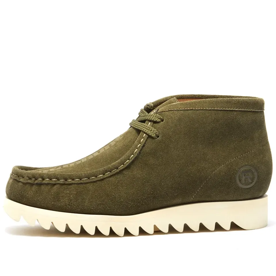 Manhunt Boot