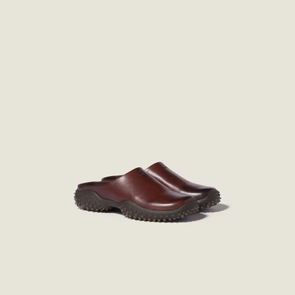 Leather mules