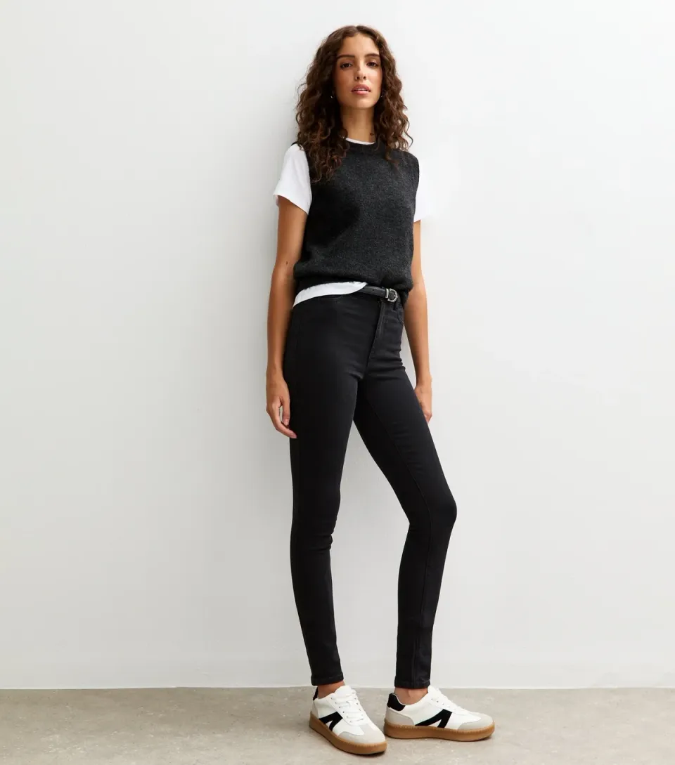 Women's Tall Washed Black Mid Rise Amie Skinny Jeans