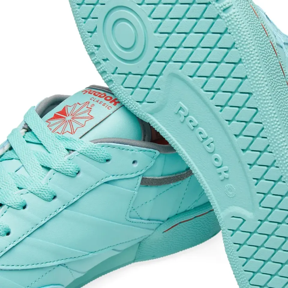 x Solebox Club C CNS
