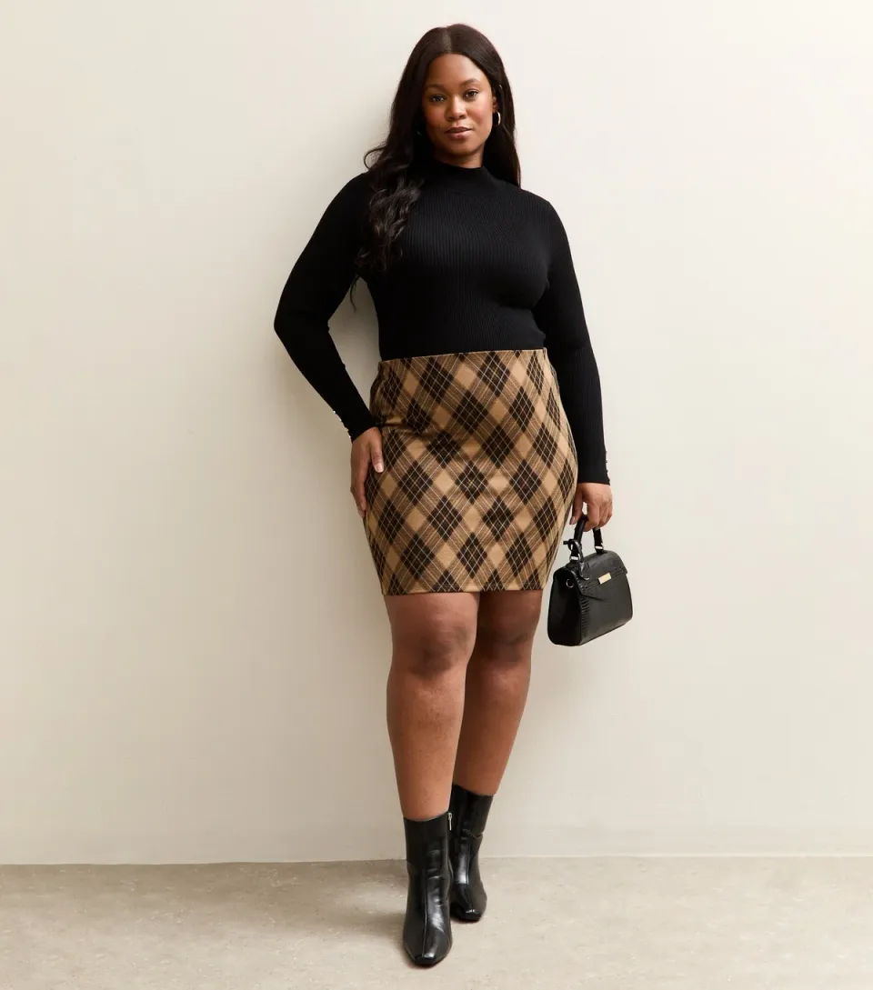 Women's Plus Size Brown Checked Jacquard Tube Skirt Curves