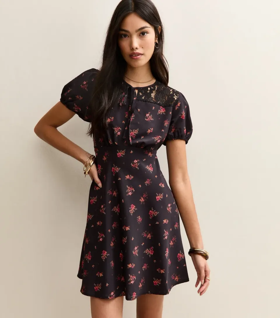 Women's Black Floral Puff Sleeve Mini Dress