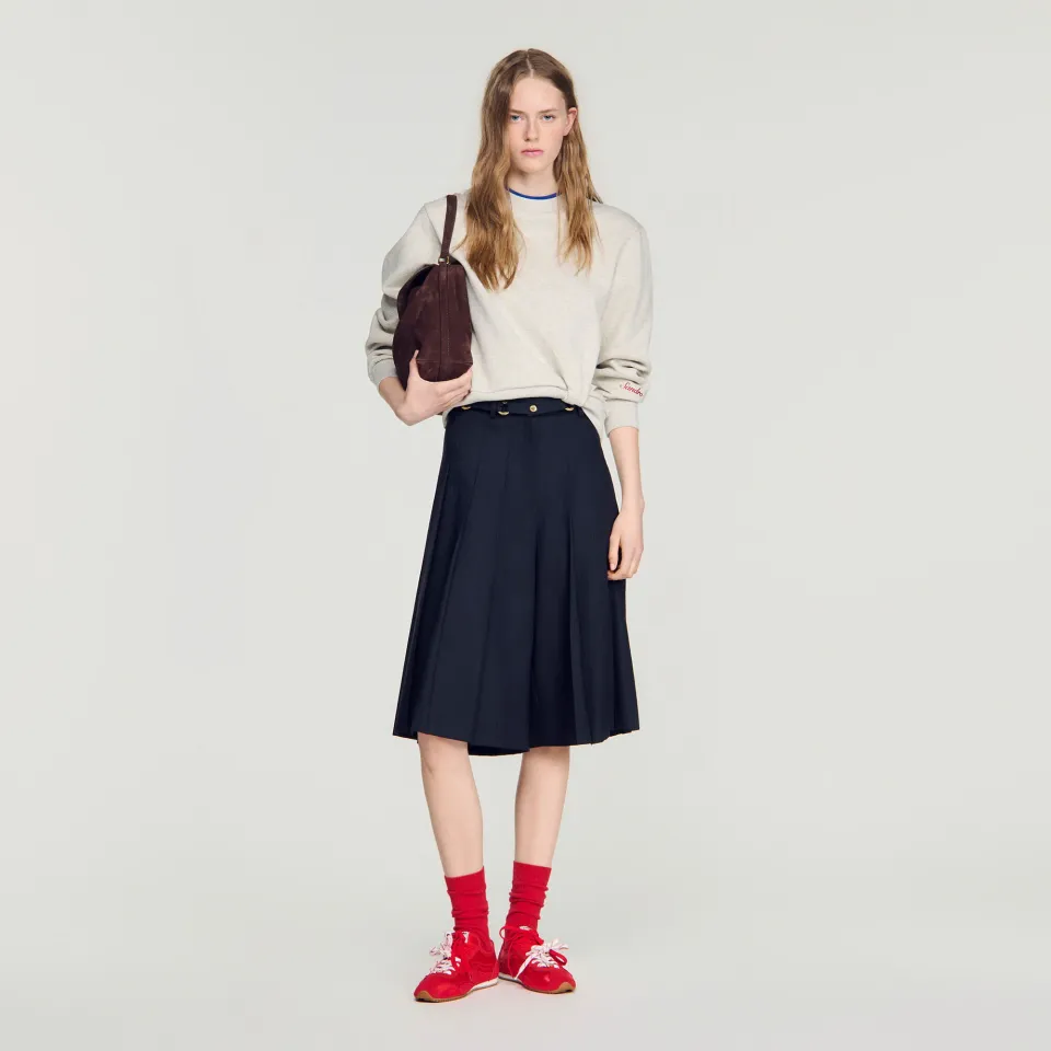 Long pleated wool shorts