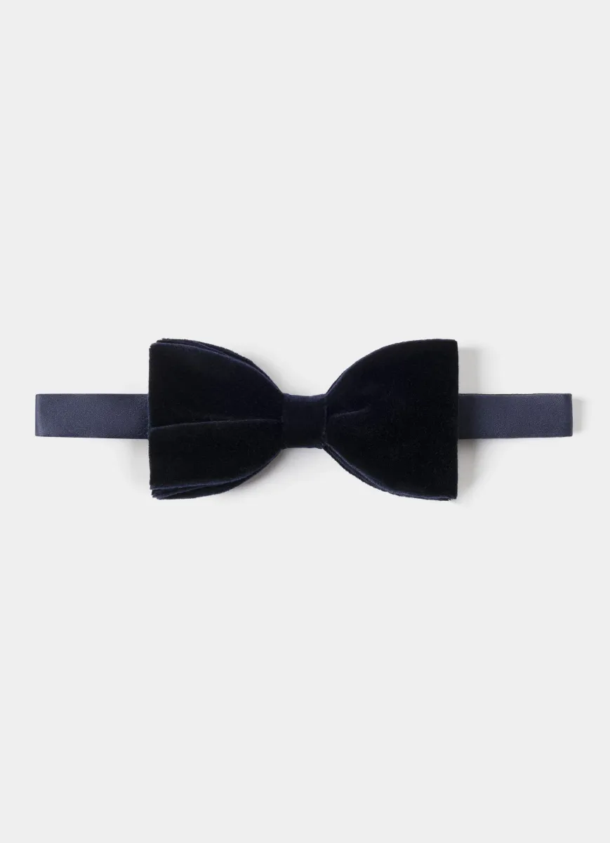 Velvet Pretied Bowtie