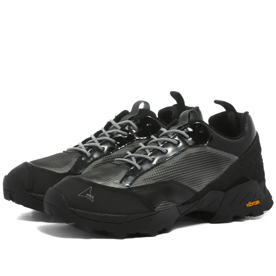 Lhakpa Hiking Sneaker