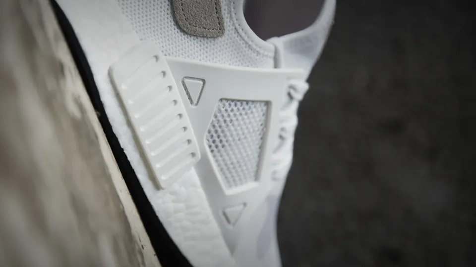 NMD_XR1