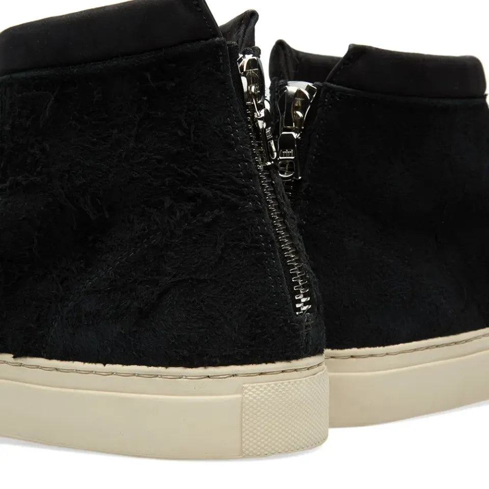 Traveller Mid Sneaker